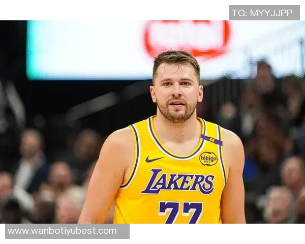 近30年NBA新秀仅有五人实现30分三双成就库里格里芬东契奇里夫斯奎因